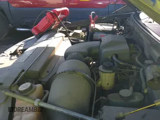 ✅ 2002 Ford F-150 XL • VIN: 1FTRX17L12NA31966 • Lot: 41885766. Listed on IAAI with 212,398 mi. Free auction sales archive from the USA and detailed vehicle history report at DreamBid. Image 15.