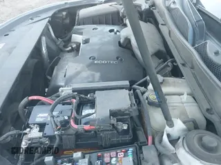 ✅ 2017 Chevrolet Impala LT • VIN: 2G1105SA8H9142176 • Lot: 43580865. Wystawiony na IAAI z przebiegiem 300 615 mil. Bezpłatny archiwum sprzedaży aukcyjnych z USA i szczegółowy raport historii pojazdu na DreamBid. Zdjęcie 19.