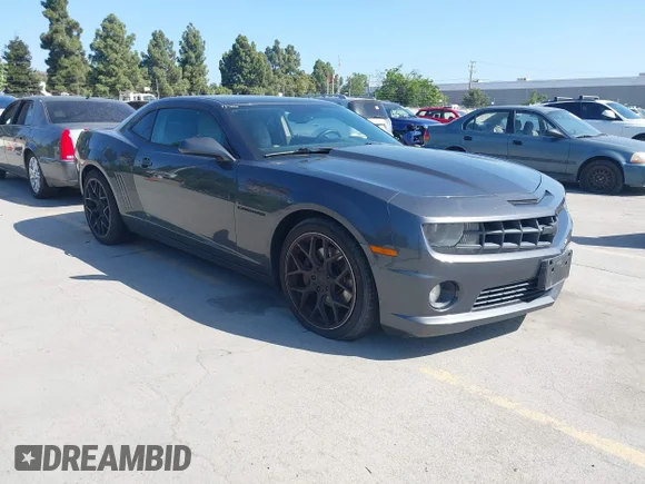 ✅ 2011 Chevrolet Camaro 2SS • VIN: 2G1FK1EJ1B9151135 • Lot: 45008554. Listed on IAAI with 134,937 mi. Free auction sales archive from the USA and detailed vehicle history report at DreamBid. Image 1.