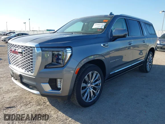✅ 2021 GMC Yukon XL Denali • VIN: 1GKS1JKL0MR171596 • Lot: 43689712. Wystawiony na IAAI z przebiegiem 66 206 mil. Bezpłatny archiwum sprzedaży aukcyjnych z USA i szczegółowy raport historii pojazdu na DreamBid. Zdjęcie 2.