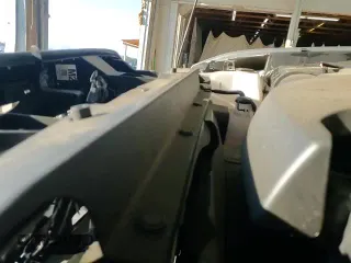 ✅ 2022 Toyota Tacoma TRD Off Road • VIN: 3TMCZ5AN3NM457545 • Lot: 90994055. Wystawiony na Copart z przebiegiem 13 018 mil. Bezpłatny archiwum sprzedaży aukcyjnych z USA i szczegółowy raport historii pojazdu na DreamBid. Zdjęcie 15.