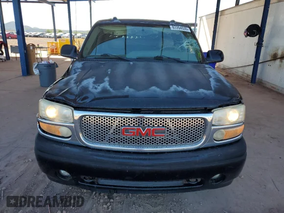 ✅ 2005 GMC Sierra Denali • VIN: 2GTEK63N151272188 • Lot: 87264535. Wystawiony na Copart z przebiegiem 220 341 mil. Bezpłatny archiwum sprzedaży aukcyjnych z USA i szczegółowy raport historii pojazdu na DreamBid. Zdjęcie 5.