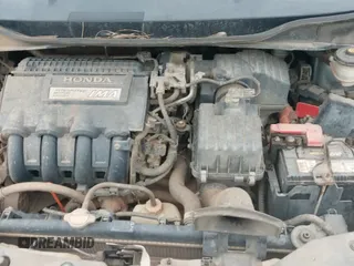 ✅ 2012 Honda Insight EX • VIN: JHMZE2H74CS004937 • Lot: 43331037. Wystawiony na IAAI z przebiegiem 207 264 mil. Bezpłatny archiwum sprzedaży aukcyjnych z USA i szczegółowy raport historii pojazdu na DreamBid. Zdjęcie 12.