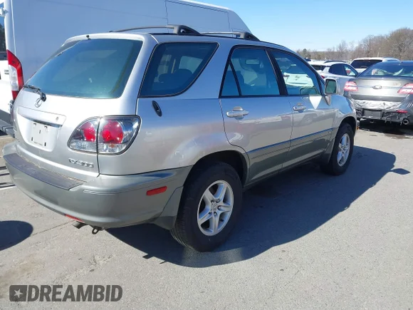 ✅ 2001 Lexus RX 300 • VIN: JTJGF10U110088240 • Lot: 41750014. Wystawiony na IAAI z przebiegiem 176 286 mil. Bezpłatny archiwum sprzedaży aukcyjnych z USA i szczegółowy raport historii pojazdu na DreamBid. Zdjęcie 4.