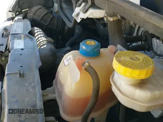 ✅ 2018 Ram ProMaster Cargo • VIN: 3C6TRVBG7JE143506 • Lot: 42802544. Wystawiony na IAAI z przebiegiem 124 895 mil. Bezpłatny archiwum sprzedaży aukcyjnych z USA i szczegółowy raport historii pojazdu na DreamBid. Zdjęcie 19.