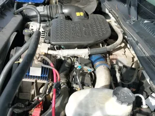 ✅ 2005 Chevrolet Silverado 2500HD LT • VIN: 1GCHK23295F952151 • Lot: 41400197. Wystawiony na IAAI z przebiegiem 285 971 mil. Bezpłatny archiwum sprzedaży aukcyjnych z USA i szczegółowy raport historii pojazdu na DreamBid. Zdjęcie 24.