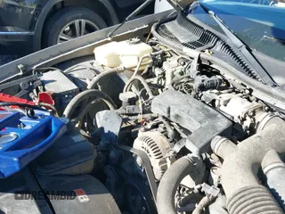 ✅ 2003 Lincoln Town Car Executive • VIN: 1LNHM81W53Y706603 • Lot: 43703566. Listed on IAAI with Not provided. Free auction sales archive from the USA and detailed vehicle history report at DreamBid. Image 12.