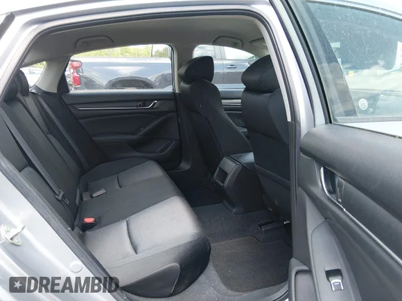 ✅ 2020 Honda Accord LX • VIN: 1HGCV1F12LA032520 • Lot: 45078160. Wystawiony na IAAI z przebiegiem 48 469 mil. Bezpłatny archiwum sprzedaży aukcyjnych z USA i szczegółowy raport historii pojazdu na DreamBid. Zdjęcie 8.