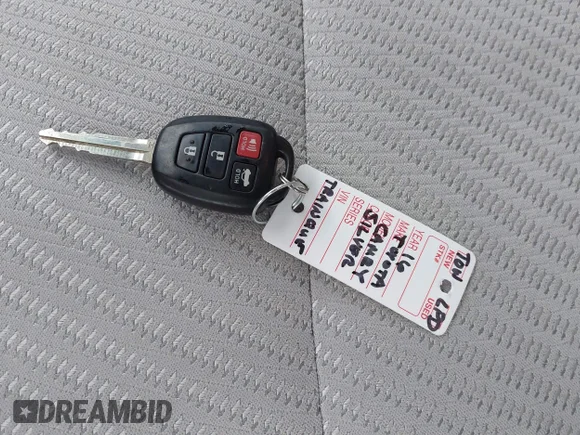 ✅ 2016 Toyota Camry SE • VIN: 4T1BF1FK5GU538892 • Lot: 44160278. Wystawiony na IAAI z przebiegiem 80 647 mil. Bezpłatny archiwum sprzedaży aukcyjnych z USA i szczegółowy raport historii pojazdu na DreamBid. Zdjęcie 11.