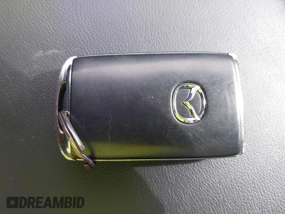 ✅ 2024 Mazda 3 S Carbon Edition • VIN: JM1BPBLM0R1656012 • Lot: 43073743. Wystawiony na IAAI z przebiegiem 21 302 mil. Bezpłatny archiwum sprzedaży aukcyjnych z USA i szczegółowy raport historii pojazdu na DreamBid. Zdjęcie 11.