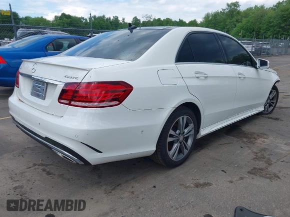 ✅ 2015 Mercedes-Benz E 350 Sport • VIN: WDDHF8JB1FB137595 • Lot: 44771739. Wystawiony na IAAI z przebiegiem 118 675 mil. Bezpłatny archiwum sprzedaży aukcyjnych z USA i szczegółowy raport historii pojazdu na DreamBid. Zdjęcie 4.