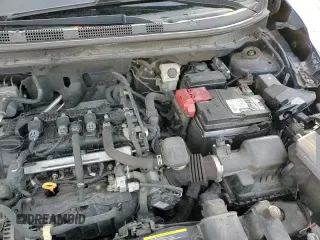 ✅ 2019 Nissan Kicks S • VIN: 3N1CP5CU4KL470335 • Lot: 92367815. Listed on Copart with 102,214 mi. Free auction sales archive from the USA and detailed vehicle history report at DreamBid. Image 13.