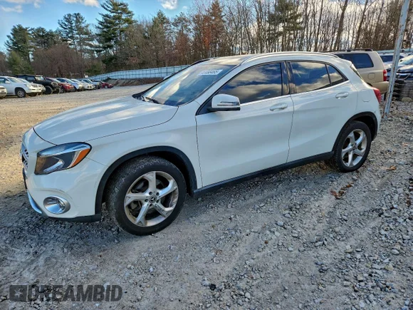 ✅ 2018 Mercedes-Benz GLA 250 • VIN: WDCTG4GB0JJ467951 • Лот: 96958465. Опубликован ранее на Copart с пробегом 136 847 миль. Бесплатный доступ к архиву аукционных продаж из США и подробный отчёт об истории автомобиля на DreamBid. Изображение 1.