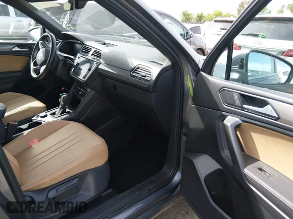✅ 2022 Volkswagen Tiguan SE • VIN: 3VV2B7AX4NM086734 • Лот: 45199896. Опубликован ранее на IAAI с пробегом 36 039 миль. Бесплатный доступ к архиву аукционных продаж из США и подробный отчёт об истории автомобиля на DreamBid. Изображение 5.