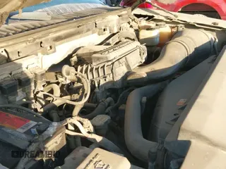 ✅ 2006 Ford Expedition Special Service • VIN: 1FMPU15536LA90177 • Lot: 43582297. Listed on IAAI with 245,164 mi. Free auction sales archive from the USA and detailed vehicle history report at DreamBid. Image 12.