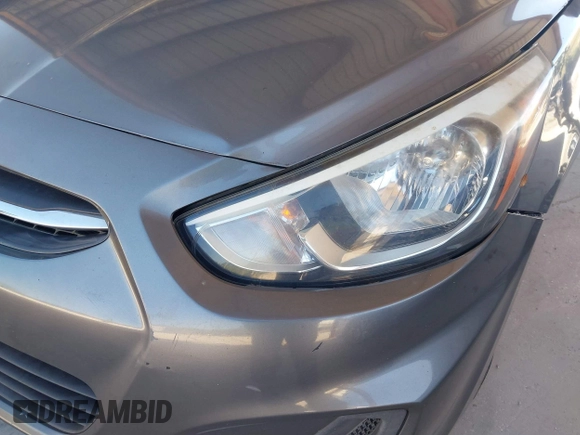 ✅ 2015 Hyundai Accent GLS • VIN: KMHCT4AE6FU865638 • Lot: 44986596. Wystawiony na IAAI z przebiegiem 77 198 mil. Bezpłatny archiwum sprzedaży aukcyjnych z USA i szczegółowy raport historii pojazdu na DreamBid. Zdjęcie 6.