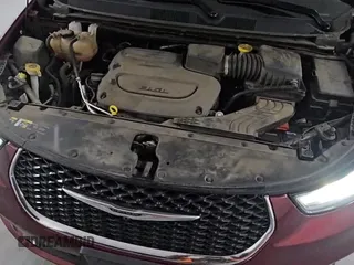 ✅ 2022 Chrysler Pacifica Touring L • VIN: 2C4RC1BG6NR185294 • Lot: 92305465. Wystawiony na Copart z przebiegiem 119 481 mil. Bezpłatny archiwum sprzedaży aukcyjnych z USA i szczegółowy raport historii pojazdu na DreamBid. Zdjęcie 15.