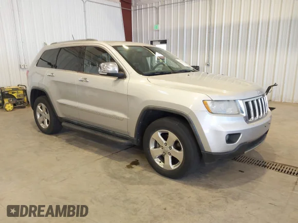 ✅ 2011 Jeep Grand Cherokee Limited • VIN: 1J4RR5GG2BC633530 • Лот: 45511083. Опубліковано раніше на IAAI з пробігом 155 359 миль. Безкоштовний доступ до архіву аукціонних продажів зі США та докладний звіт про історію автомобіля на DreamBid. Зображення 1.