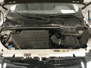 ✅ 2019 Land Rover Range Rover Evoque SE • VIN: SALVP2RX3KH347171 • Lot: 41928657. Listed on IAAI with 77,073 mi. Free auction sales archive from the USA and detailed vehicle history report at DreamBid. Image 24.