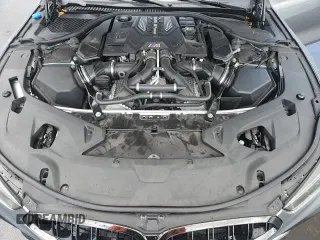 ✅ 2023 BMW M8 Competition • VIN: WBSGV0C01PCM91935 • Лот: 67525235. Опубликован ранее на Copart с пробегом 15 889 миль. Бесплатный доступ к архиву аукционных продаж из США и подробный отчёт об истории автомобиля на DreamBid. Изображение 13.