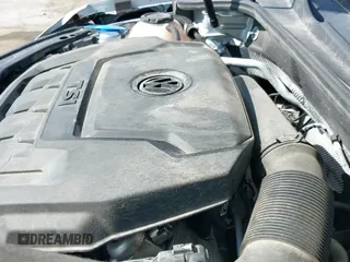 ✅ 2018 Volkswagen Passat S • VIN: 1VWAA7A38JC005530 • Lot: 42695744. Wystawiony na IAAI z przebiegiem 24 329 mil. Bezpłatny archiwum sprzedaży aukcyjnych z USA i szczegółowy raport historii pojazdu na DreamBid. Zdjęcie 19.