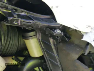 ✅ 2015 Ford Transit Cargo • VIN: 1FTNR1CM2FKB24963 • Lot: 41455934. Wystawiony na IAAI z przebiegiem 220 106 mil. Bezpłatny archiwum sprzedaży aukcyjnych z USA i szczegółowy raport historii pojazdu na DreamBid. Zdjęcie 19.