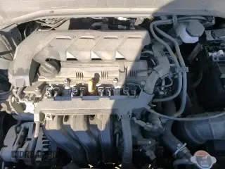 ✅ 2022 Hyundai Venue SEL • VIN: KMHRC8A32NU199246 • Lot: 87279664. Listed on Copart with 48,843 mi. Free auction sales archive from the USA and detailed vehicle history report at DreamBid. Image 14.