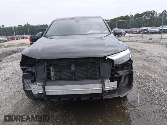 ✅ 2025 Audi Q7 Premium Plus • VIN: WA1LVBF7XSD015738 • Lot: 45218496. Wystawiony na IAAI z przebiegiem 34 537 mil. Bezpłatny archiwum sprzedaży aukcyjnych z USA i szczegółowy raport historii pojazdu na DreamBid. Zdjęcie 6.