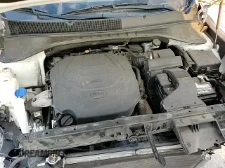 ✅ 2019 Kia Sorento LX • VIN: 5XYPG4A59KG494691 • Lot: 84894265. Listed on Copart with 139,960 mi. Free auction sales archive from the USA and detailed vehicle history report at DreamBid. Image 15.