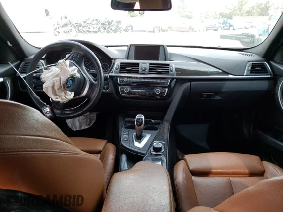 ✅ 2016 BMW 3 Series 328i • VIN: WBA8E9G52GNT46085 • Лот: 41870223. Опубликован ранее на Copart с пробегом Не указан. Бесплатный доступ к архиву аукционных продаж из США и подробный отчёт об истории автомобиля на DreamBid. Изображение 8.