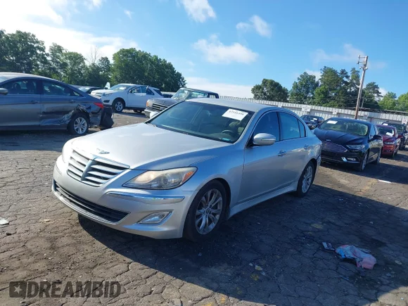 ✅ 2012 Hyundai Genesis 3.8L • VIN: KMHGC4DD4CU178979 • Lot: 42516496. Wystawiony na IAAI z przebiegiem 157 568 mil. Bezpłatny archiwum sprzedaży aukcyjnych z USA i szczegółowy raport historii pojazdu na DreamBid. Zdjęcie 2.