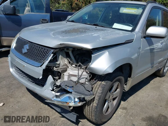 ✅ 2006 Suzuki Grand Vitara Premium • VIN: JS3TE943464100645 • Лот: 41876575. Опубликован ранее на IAAI с пробегом 240 323 миль. Бесплатный доступ к архиву аукционных продаж из США и подробный отчёт об истории автомобиля на DreamBid. Изображение 6.