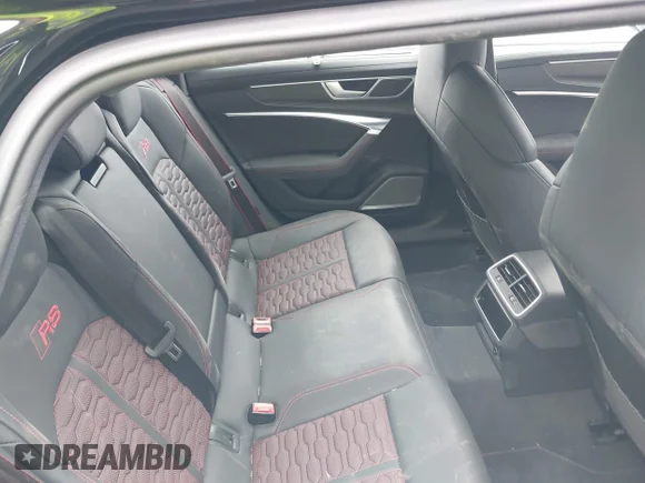 ✅ 2024 Audi RS 6 performance • VIN: WUA1DBF23RN903937 • Lot: 43002028. Wystawiony na IAAI z przebiegiem 4 734 mil. Bezpłatny archiwum sprzedaży aukcyjnych z USA i szczegółowy raport historii pojazdu na DreamBid. Zdjęcie 8.