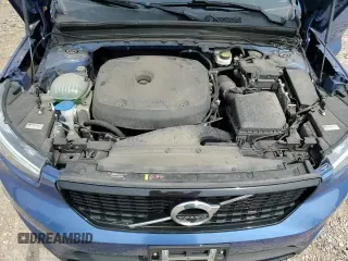 ✅ 2021 Volvo XC40 R-Design • VIN: YV4162UMXM2456459 • Lot: 67929515. Wystawiony na Copart z przebiegiem 54 665 mil. Bezpłatny archiwum sprzedaży aukcyjnych z USA i szczegółowy raport historii pojazdu na DreamBid. Zdjęcie 16.