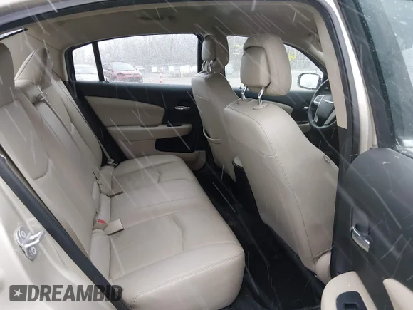 ✅ 2013 Chrysler 200 Limited • VIN: 1C3CCBCG5DN699888 • Lot: 44563115. Listed on IAAI with 29,512 mi. Free auction sales archive from the USA and detailed vehicle history report at DreamBid. Image 8.