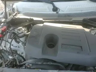 ✅ 2021 Land Rover Defender SE • VIN: SALEP7RU4M2060706 • Lot: 42501885. Wystawiony na Copart z przebiegiem 19 009 mil. Bezpłatny archiwum sprzedaży aukcyjnych z USA i szczegółowy raport historii pojazdu na DreamBid. Zdjęcie 16.