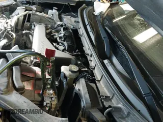 ✅ 2019 Nissan Rogue SV • VIN: KNMAT2MT5KP532169 • Lot: 43646131. Wystawiony na IAAI z przebiegiem 111 506 mil. Bezpłatny archiwum sprzedaży aukcyjnych z USA i szczegółowy raport historii pojazdu na DreamBid. Zdjęcie 20.