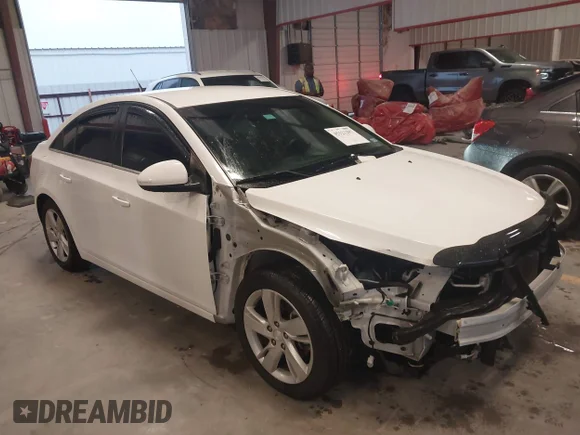 ✅ 2014 Chevrolet Cruze Diesel • VIN: 1G1P75SZ0E7101016 • Lot: 45121297. Wystawiony na IAAI z przebiegiem 111 701 mil. Bezpłatny archiwum sprzedaży aukcyjnych z USA i szczegółowy raport historii pojazdu na DreamBid. Zdjęcie 1.