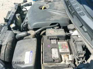 ✅ 2013 Hyundai Elantra GLS • VIN: KMHDH4AE1DU997256 • Lot: 43418020. Listed on IAAI with 135,677 mi. Free auction sales archive from the USA and detailed vehicle history report at DreamBid. Image 20.