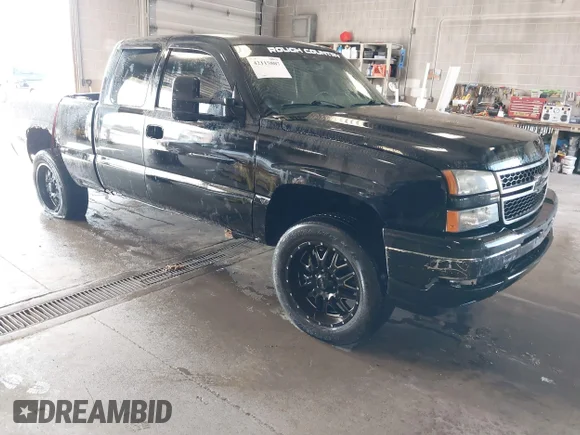 ✅ 2007 Chevrolet Silverado 1500 LT1 • VIN: 1GCEK19Z67E161182 • Lot: 42115807. Listed on IAAI with 264,859 mi. Free auction sales archive from the USA and detailed vehicle history report at DreamBid. Image 1.