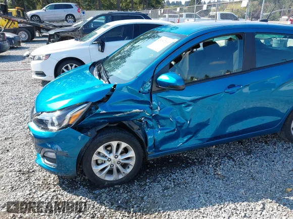 ✅ 2019 Chevrolet Spark LT • VIN: KL8CD6SAXKC759887 • Lot: 43187203. Wystawiony na IAAI z przebiegiem 34 529 mil. Bezpłatny archiwum sprzedaży aukcyjnych z USA i szczegółowy raport historii pojazdu na DreamBid. Zdjęcie 6.