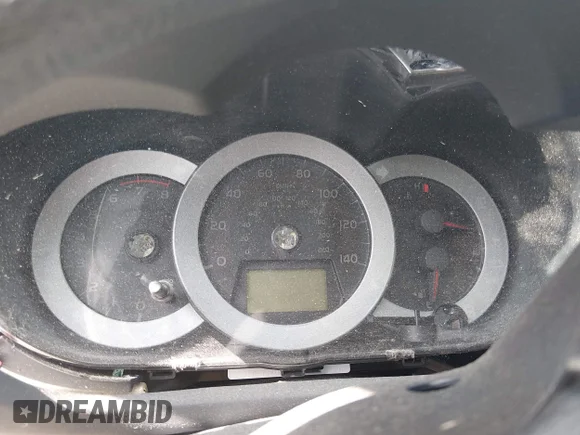 ✅ 2011 Toyota RAV4 • VIN: JTMBF4DV8B5039302 • Лот: 45197356. Опубликован ранее на IAAI с пробегом Не указан. Бесплатный доступ к архиву аукционных продаж из США и подробный отчёт об истории автомобиля на DreamBid. Изображение 7.
