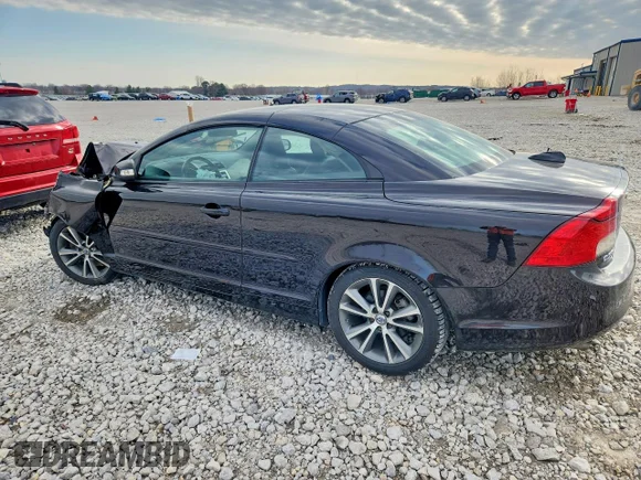 ✅ 2012 Volvo C70 T5 • VIN: YV1672MC4CJ124478 • Лот: 47704686. Опубліковано раніше на Copart з пробігом 125 524 миль. Безкоштовний доступ до архіву аукціонних продажів зі США та докладний звіт про історію автомобіля на DreamBid. Зображення 2.