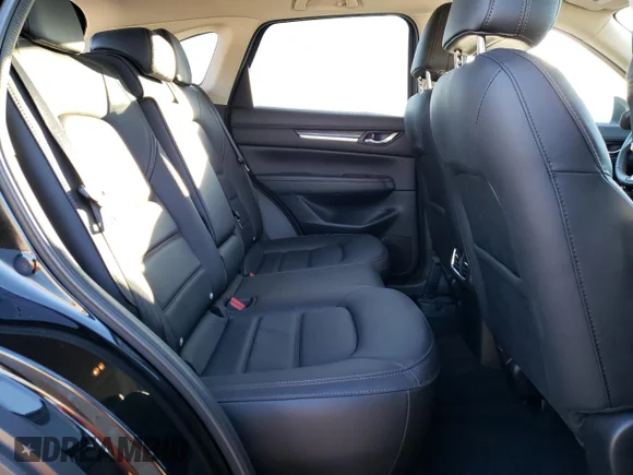 ✅ 2022 Mazda CX-5 S Premium • VIN: JM3KFBDM0N0587024 • Lot: 68143882. Wystawiony na Copart z przebiegiem 4 822 mil. Bezpłatny archiwum sprzedaży aukcyjnych z USA i szczegółowy raport historii pojazdu na DreamBid. Zdjęcie 11.