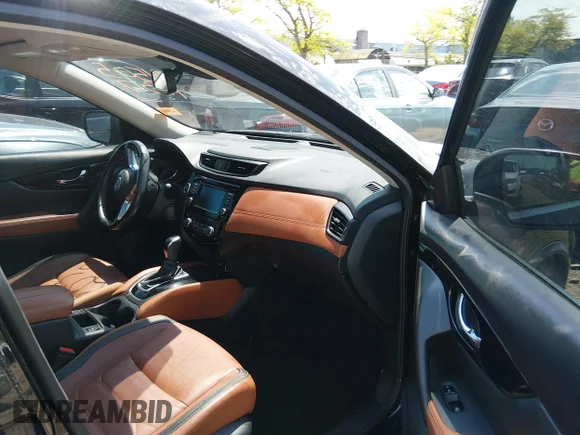 ✅ 2018 Nissan Rogue SL • VIN: JN8AT2MV3JW322969 • Lot: 45051837. Wystawiony na IAAI z przebiegiem 94 255 mil. Bezpłatny archiwum sprzedaży aukcyjnych z USA i szczegółowy raport historii pojazdu na DreamBid. Zdjęcie 5.