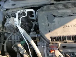 ✅ 2023 Honda Pilot EX-L • VIN: 5FNYG2H43PB007358 • Лот: 68147505. Опубликован ранее на Copart с пробегом 67 121 миль. Бесплатный доступ к архиву аукционных продаж из США и подробный отчёт об истории автомобиля на DreamBid. Изображение 15.