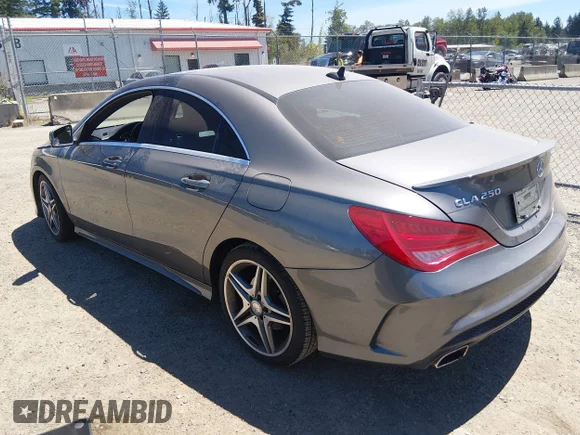 ✅ 2015 Mercedes-Benz CLA 250 • VIN: WDDSJ4EB6FN201006 • Лот: 45402683. Опубликован ранее на IAAI с пробегом 100 736 миль. Бесплатный доступ к архиву аукционных продаж из США и подробный отчёт об истории автомобиля на DreamBid. Изображение 3.