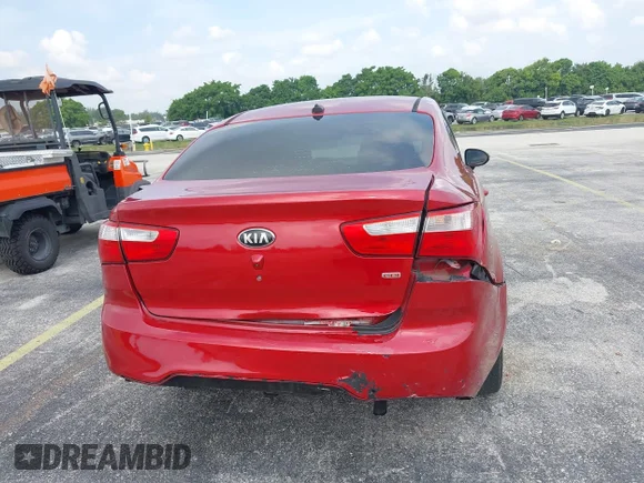 ✅ 2013 Kia Rio EX • VIN: KNADN4A39D6211300 • Лот: 45427729. Опубліковано раніше на IAAI з пробігом 112 386 миль. Безкоштовний доступ до архіву аукціонних продажів зі США та докладний звіт про історію автомобіля на DreamBid. Зображення 6.