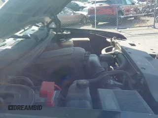 ✅ 2012 Chevrolet Silverado 1500 LT • VIN: 1GCRCSE02CZ230870 • Lot: 43443438. Listed on IAAI with 207,909 mi. Free auction sales archive from the USA and detailed vehicle history report at DreamBid. Image 19.