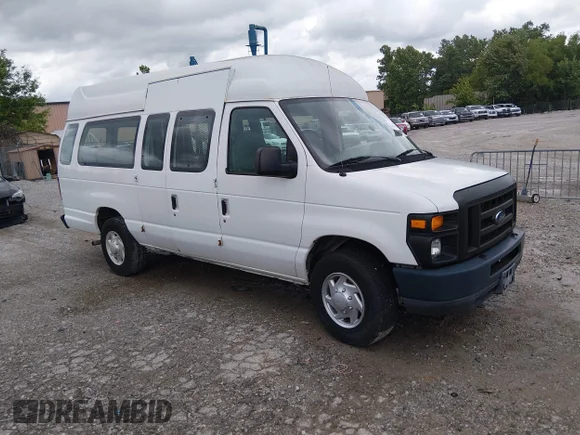 ✅ 2008 Ford Econoline Cargo Commercial • VIN: 1FTNS24W08DA41887 • Лот: 45196590. Опубликован ранее на IAAI с пробегом 231 486 миль. Бесплатный доступ к архиву аукционных продаж из США и подробный отчёт об истории автомобиля на DreamBid. Изображение 1.